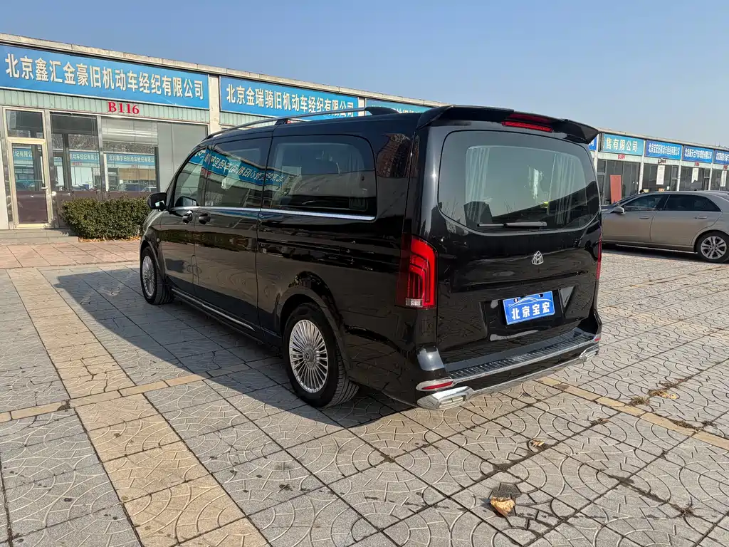 Mercedes-Benz Vito 2022 — фото 20