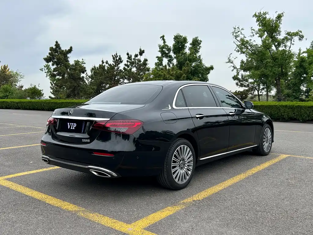 Mercedes-Benz E-Class 2021