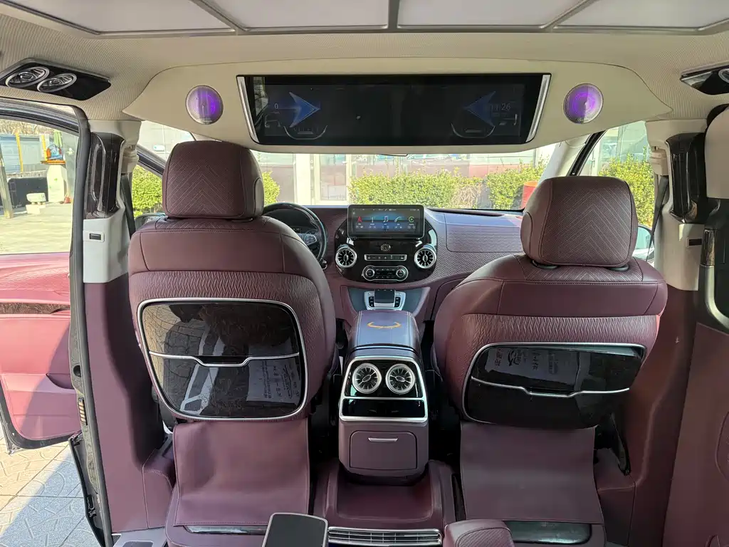 Mercedes-Benz Vito 2022 — фото 11
