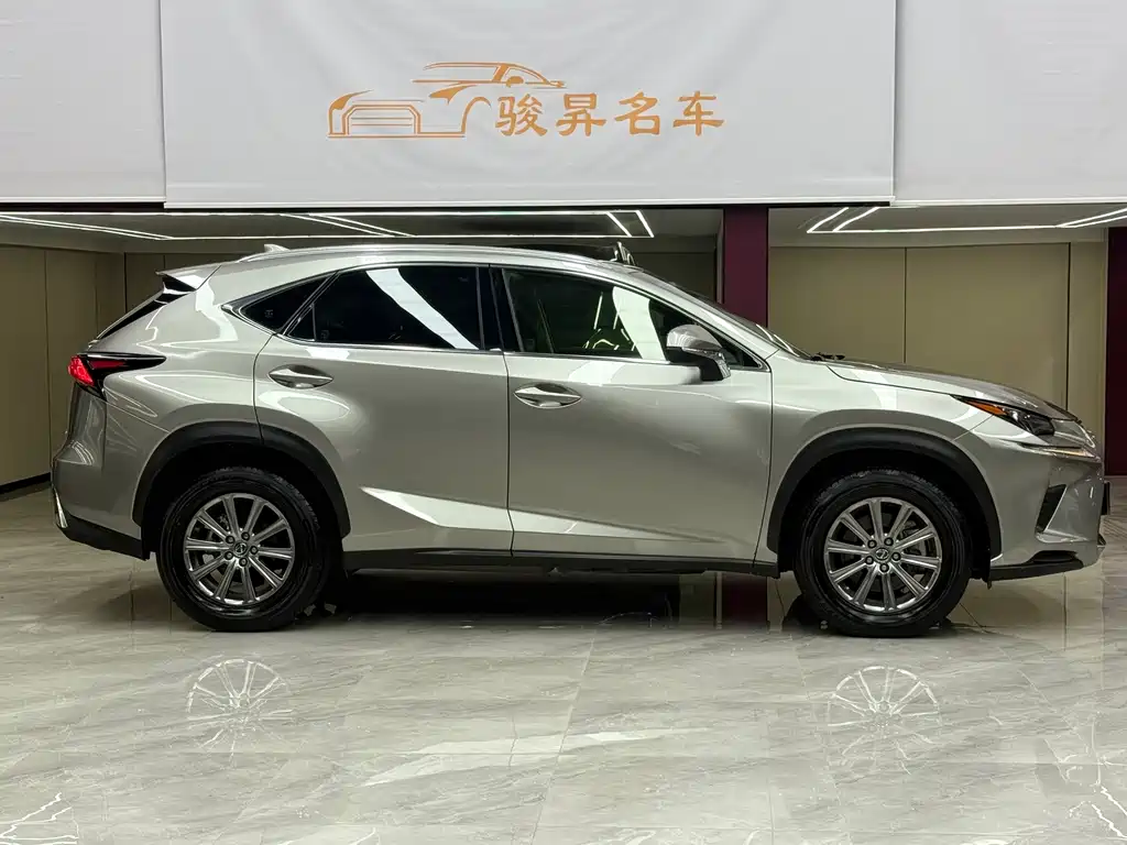 Lexus NX 2018 — фото 4