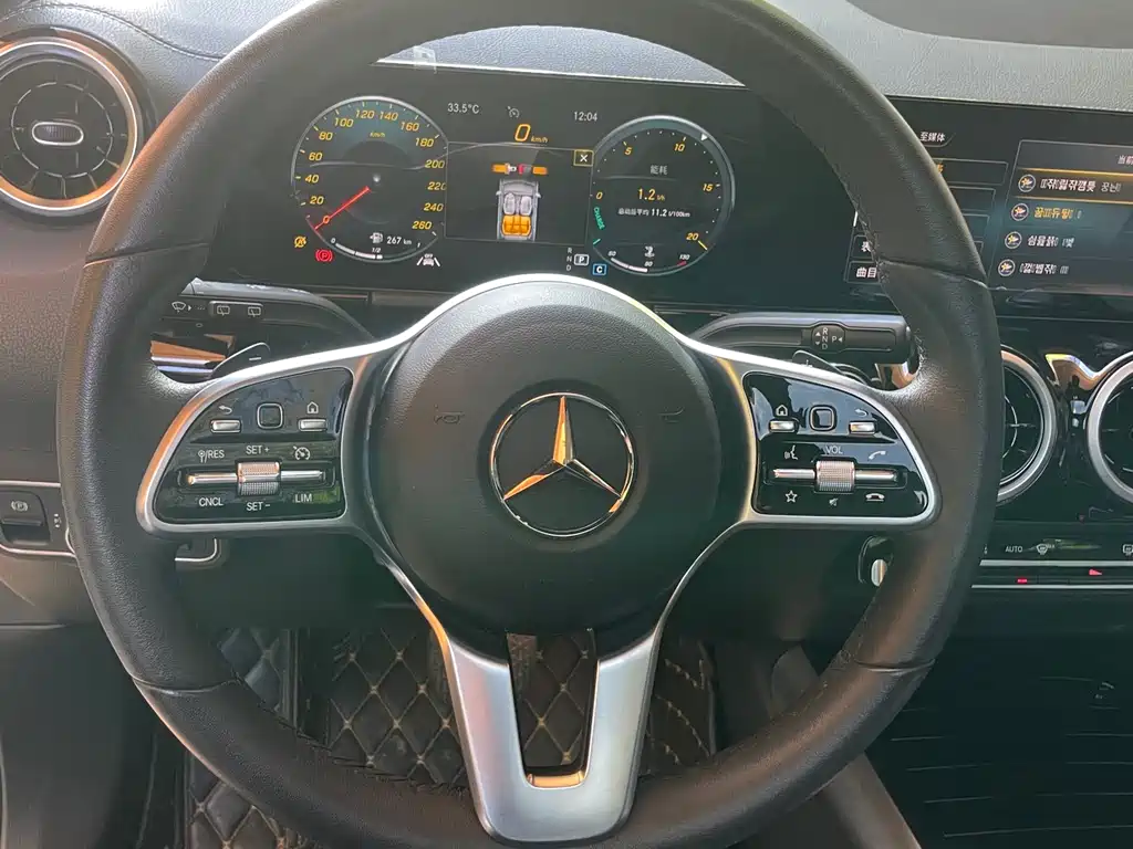 Mercedes-Benz GLA 2022 — фото 9