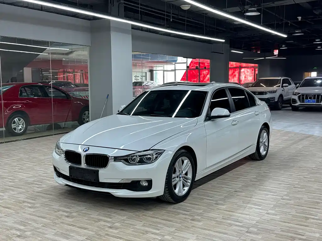 BMW 3 Series 2017 — фото 1