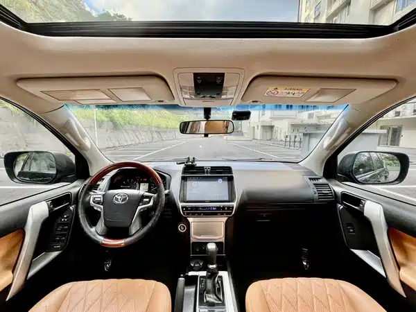 Toyota Prado 2019
