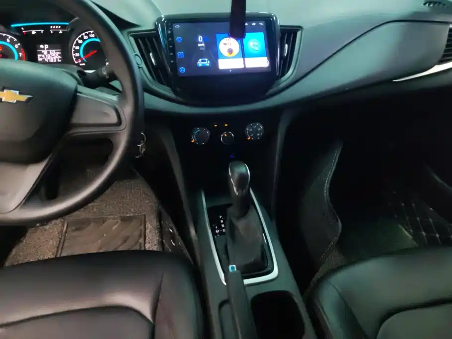 Chevrolet Cavalier 2019 — фото 13