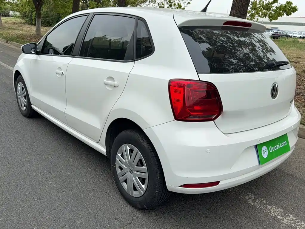 Volkswagen Polo 2018 — фото 23
