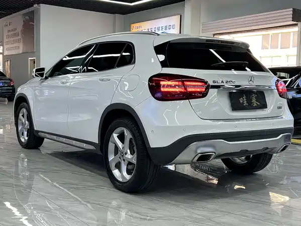 Mercedes-Benz GLA 2018