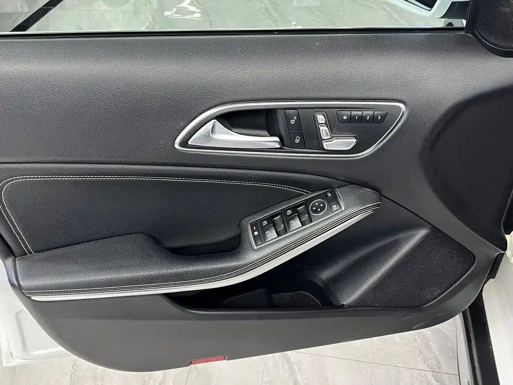 Mercedes-Benz GLA 2019 — фото 11