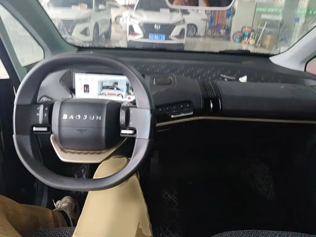 Baojun KiWi EV 2021 — фото 10