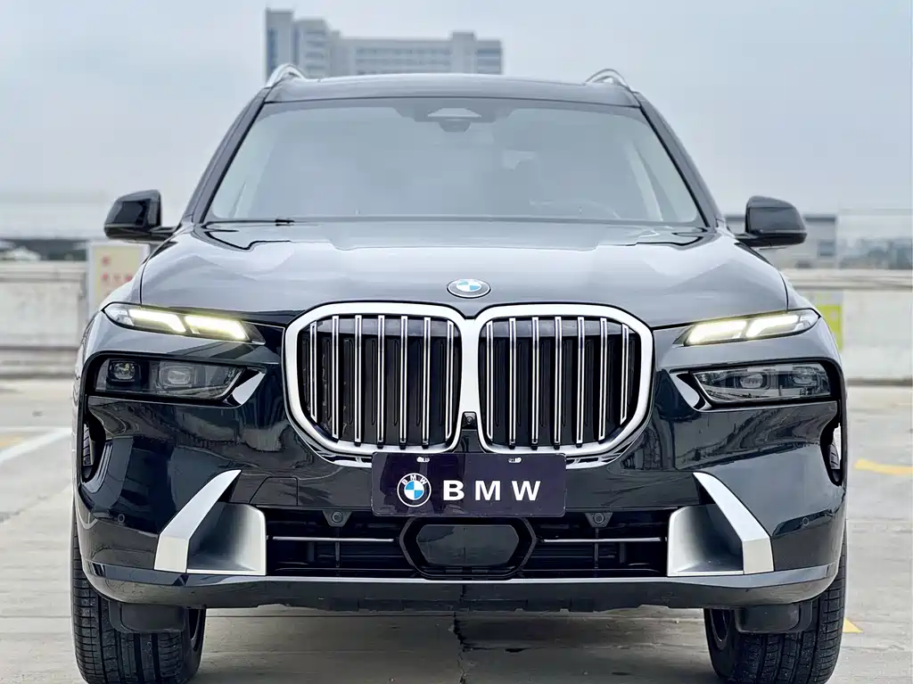 BMW X7 2024