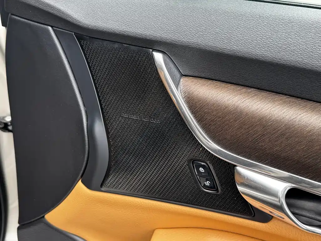 Volvo V90 2019 — фото 16