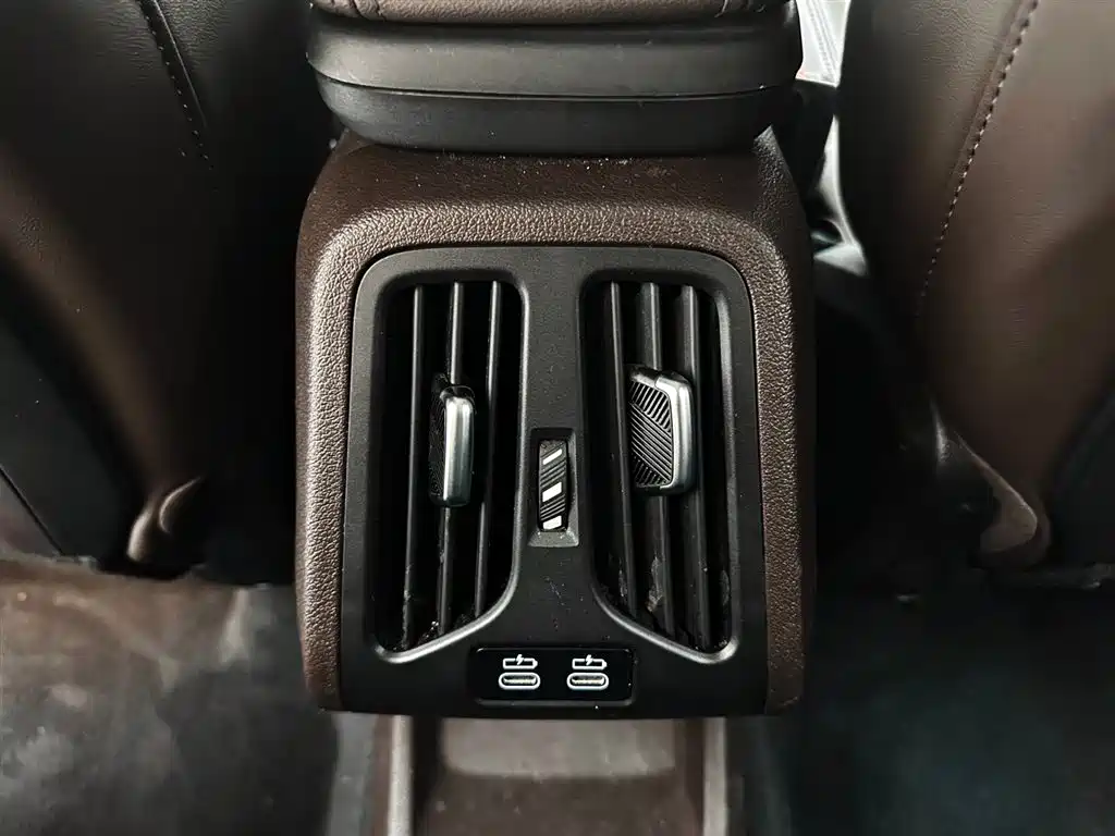 BMW X1 2023 — фото 17