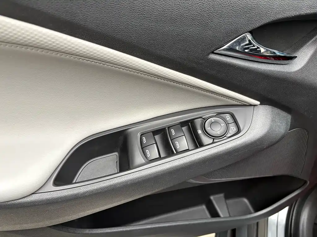 Chevrolet Volando 2019 — фото 18
