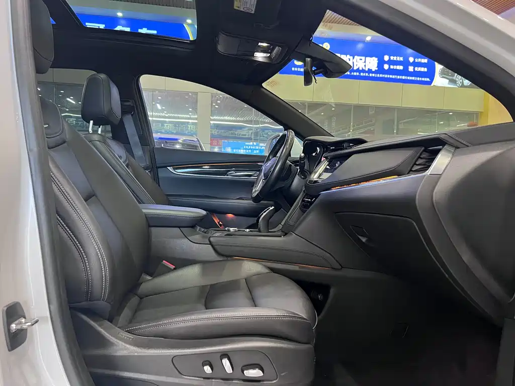 Cadillac XT5 2021 — фото 14