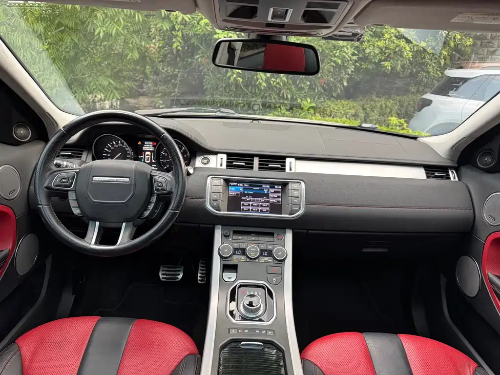 Land Rover Range Rover Evoque 2013 — фото 11