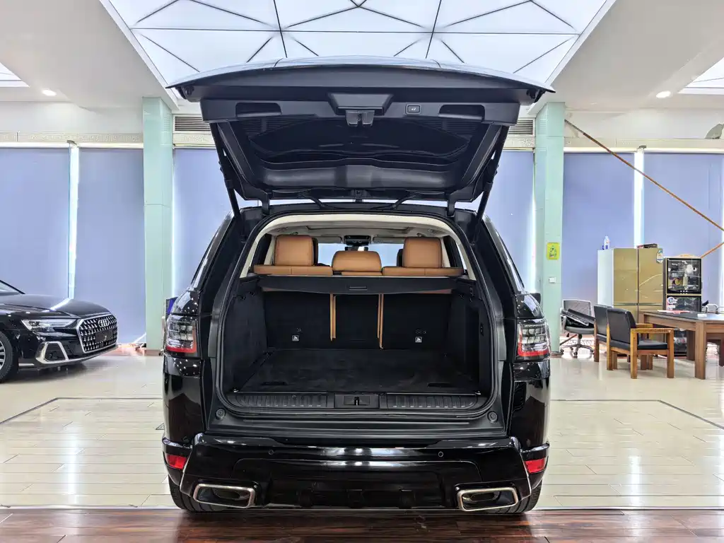 Land Rover Sport 2020 — фото 15