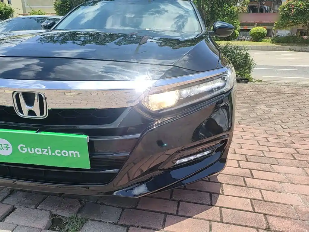 Honda Accord 2019 — фото 24