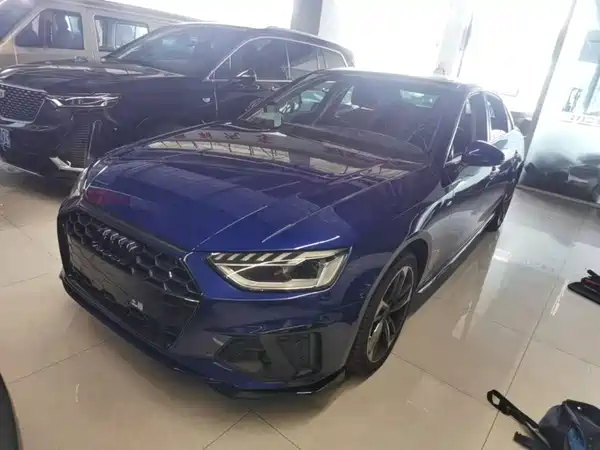 Audi A4L 2021