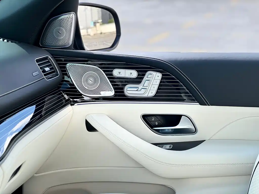 Mercedes-Benz GLS 2024 — фото 19