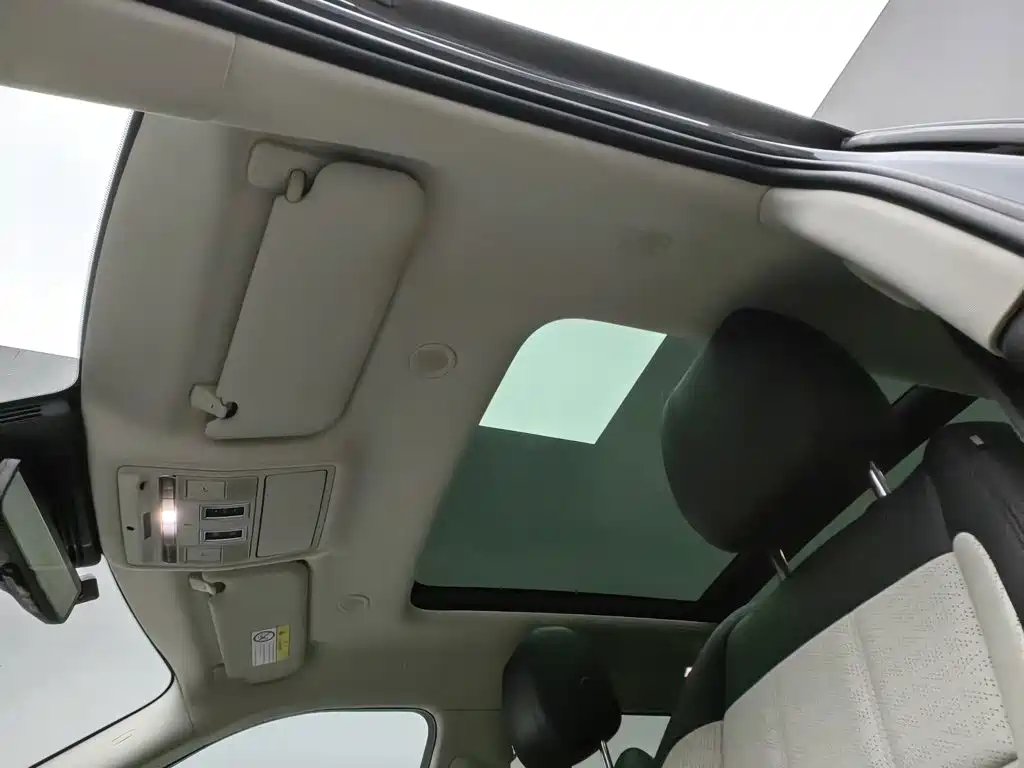 Land Rover Range Rover Evoque 2021 — фото 14