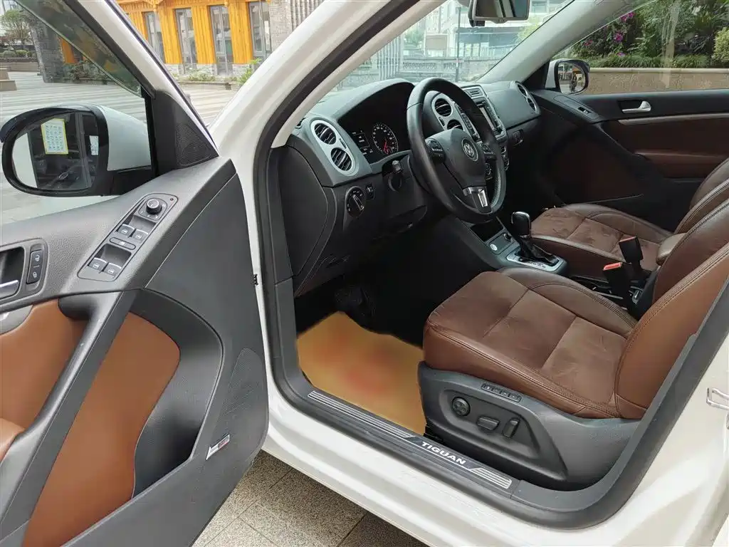 Volkswagen Tiguan 2015 — фото 13