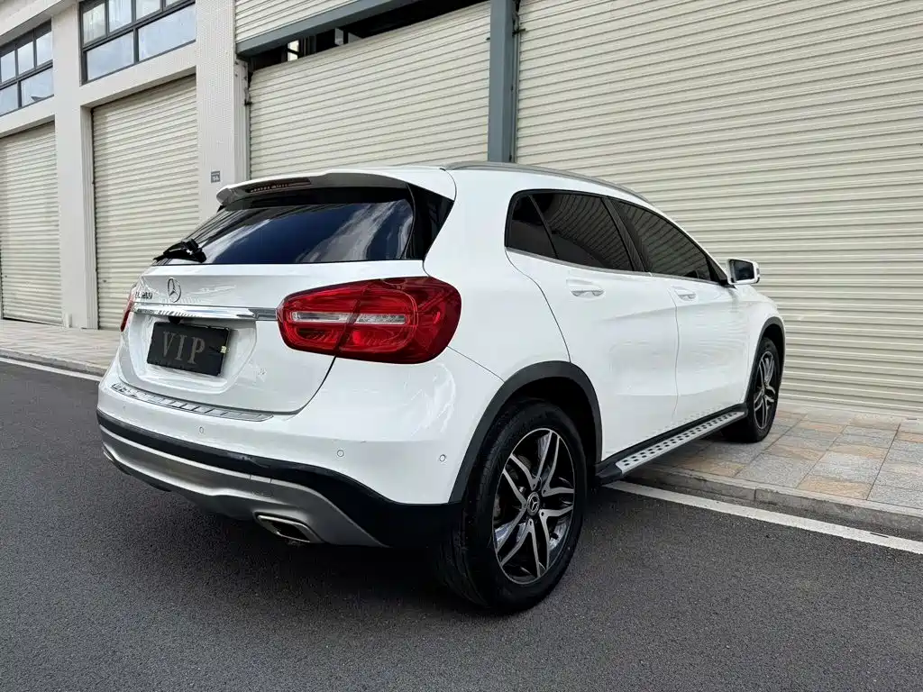 Mercedes-Benz GLA 2017