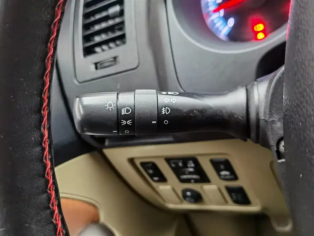 Toyota Fortuner 2016 — фото 20
