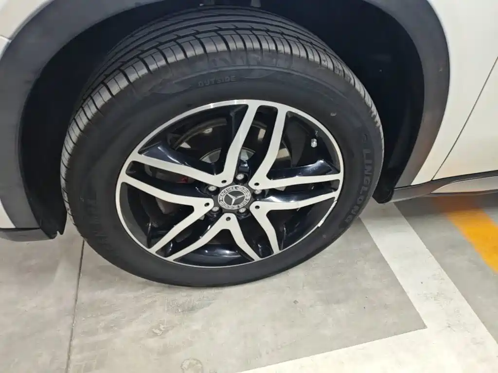 Mercedes-Benz GLA 2018 — фото 23