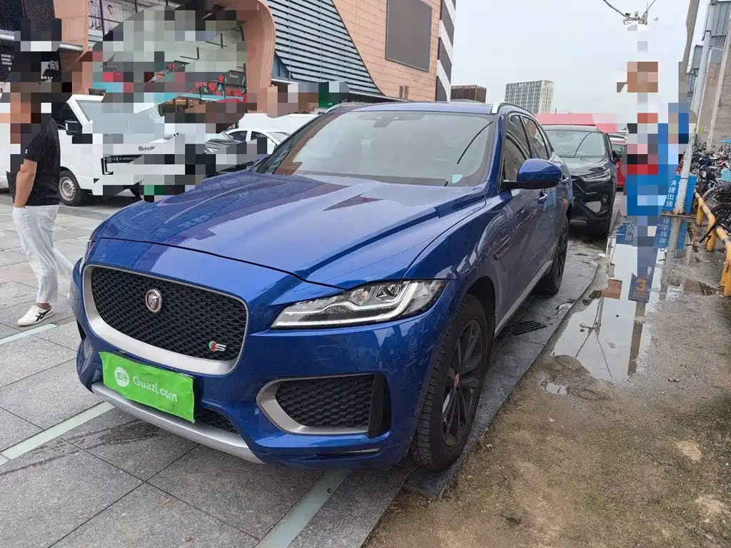 Jaguar F-PACE 2017