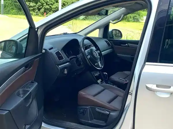 Volkswagen Sharan 2013