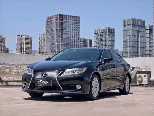 Lexus ES 2013