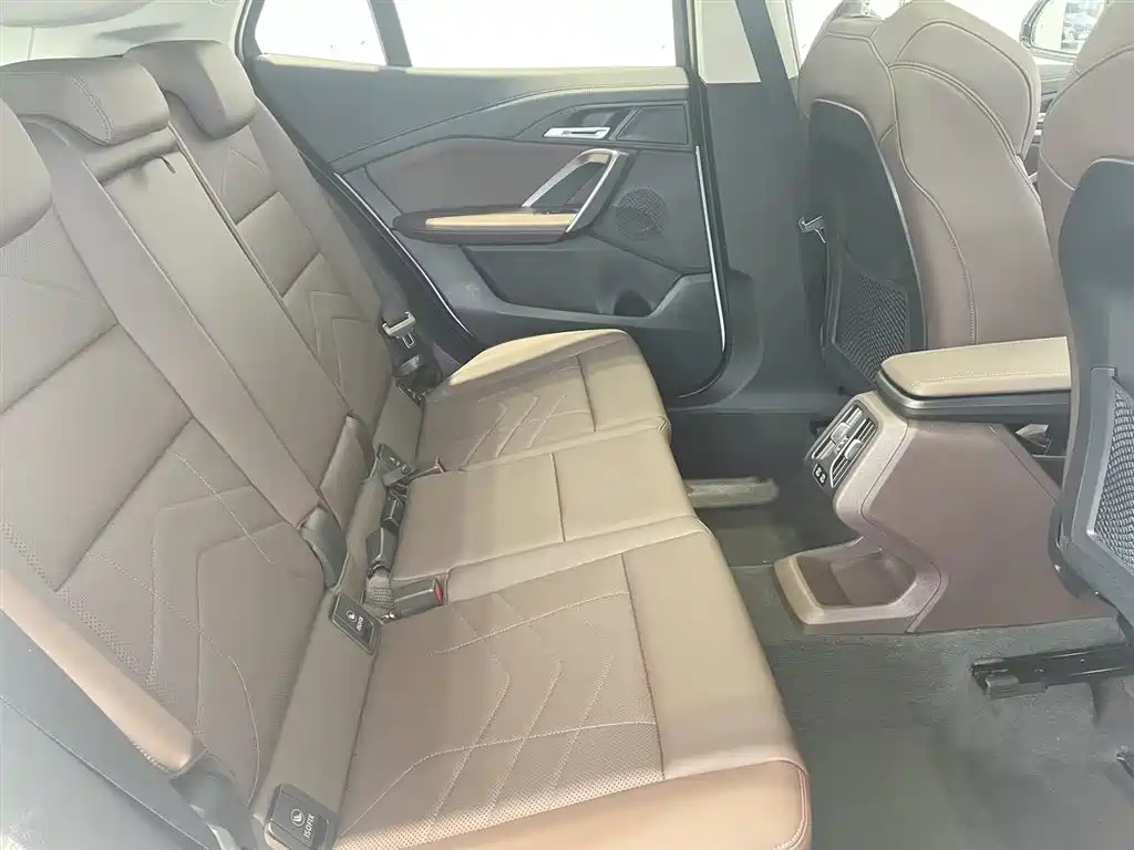 BMW X2 2025 — фото 11