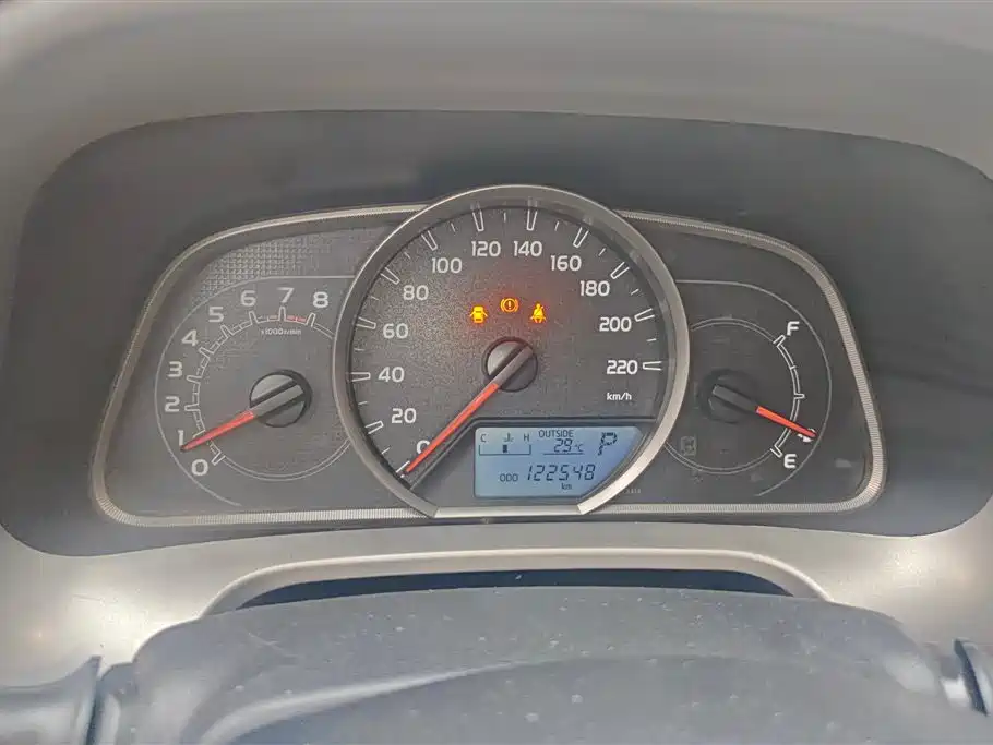 Toyota RAV4 2016 — фото 14