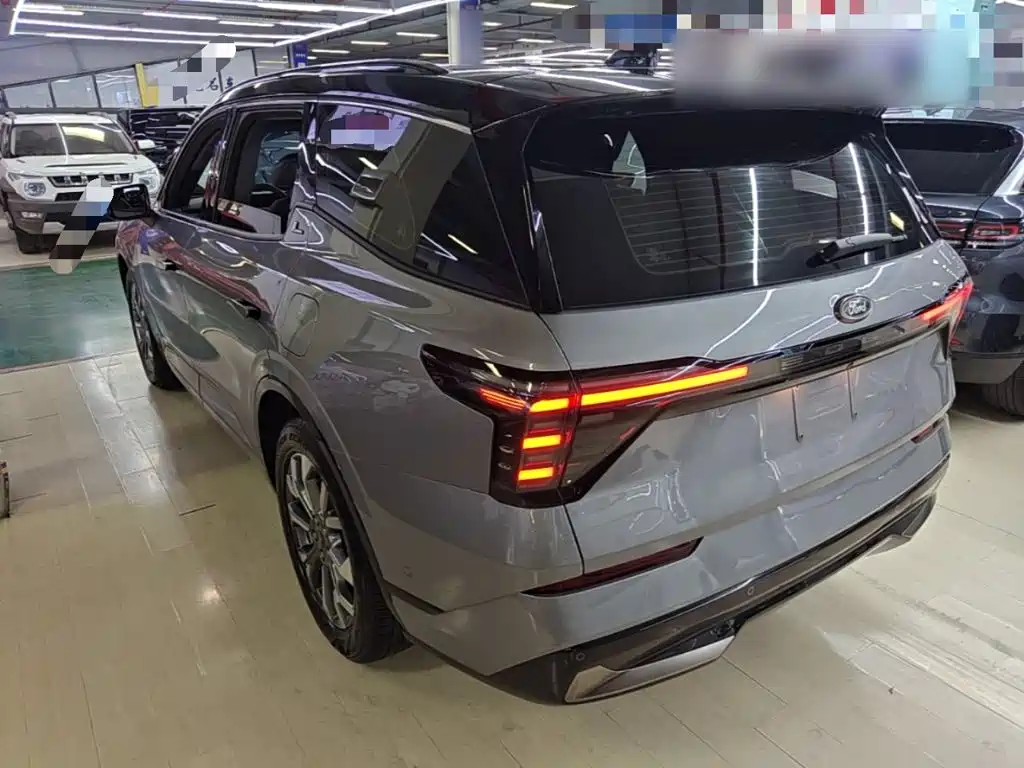 Ford Edge 2023