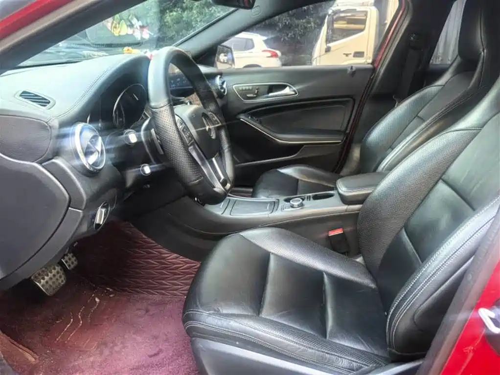 Mercedes-Benz GLA 2016
