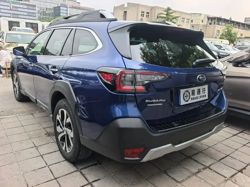 Subaru Outback 2022 — фото 15