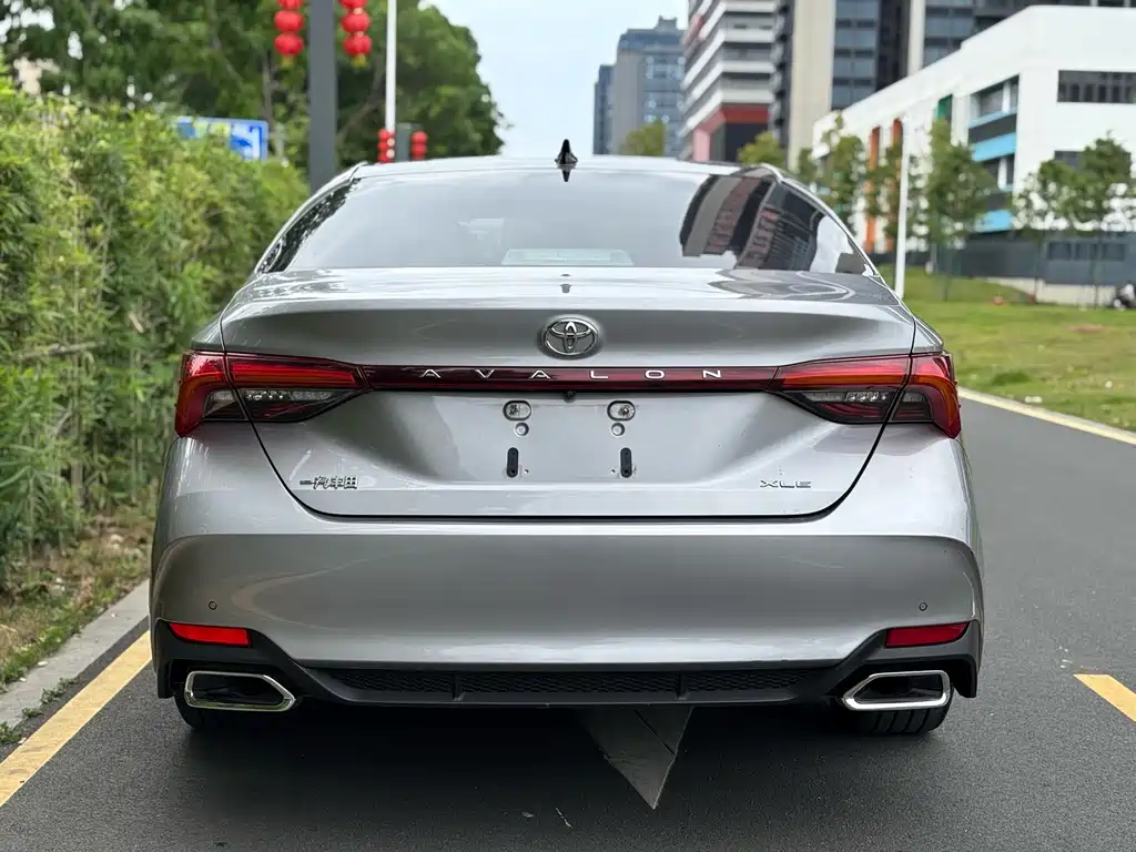 Toyota Avalon 2019 — фото 22