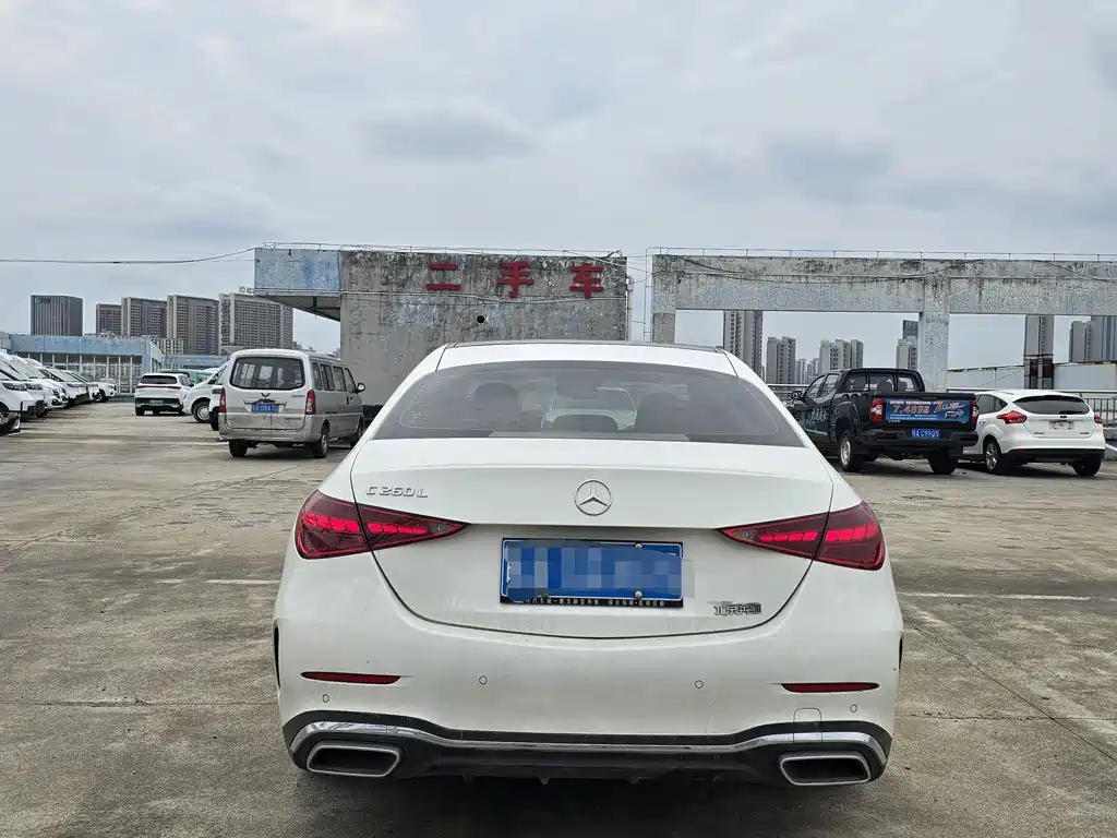 Mercedes-Benz C-Class 2022