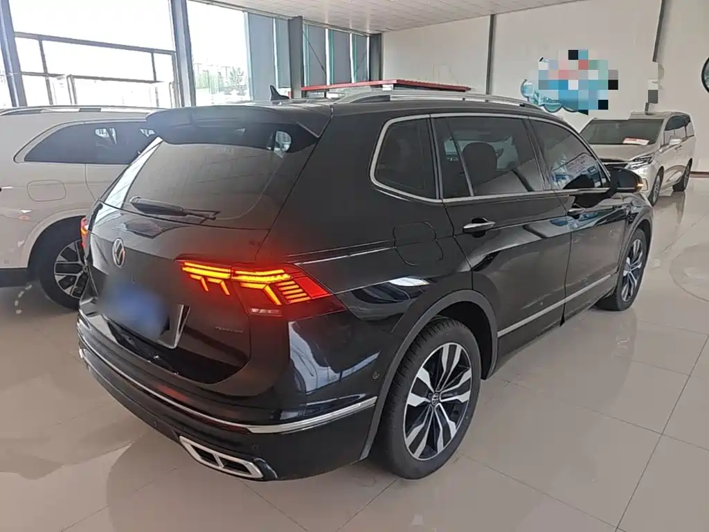 Volkswagen Tiguan L 2022