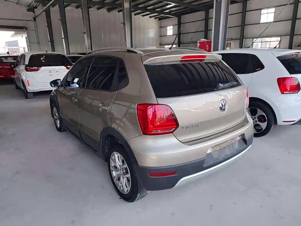Volkswagen Polo 2016