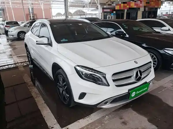 Mercedes-Benz GLA 2016