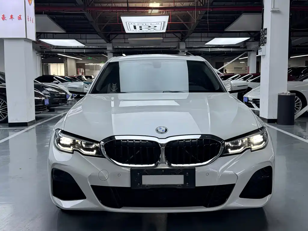 BMW 3 Series 2022