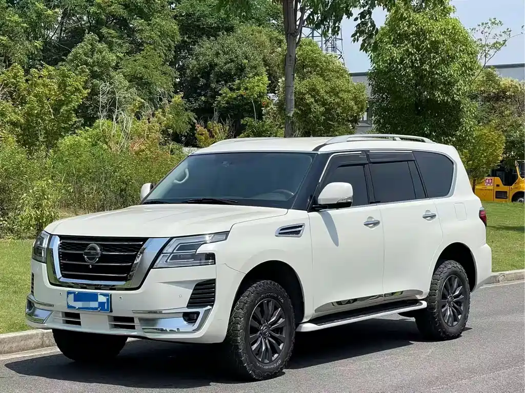 Nissan Patrol 2018 — фото 1