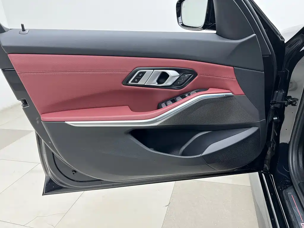 BMW i3 2024 — фото 10