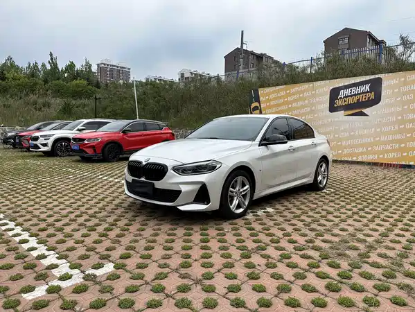 BMW 1 Series 2022
