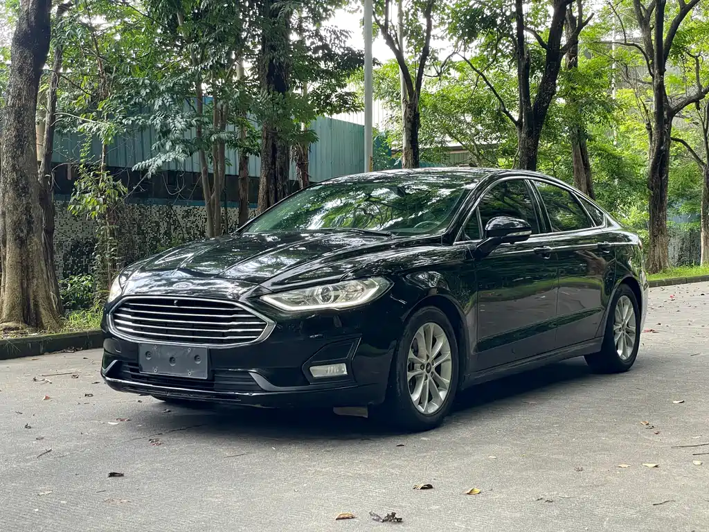 Ford Mondeo 2021 — фото 1