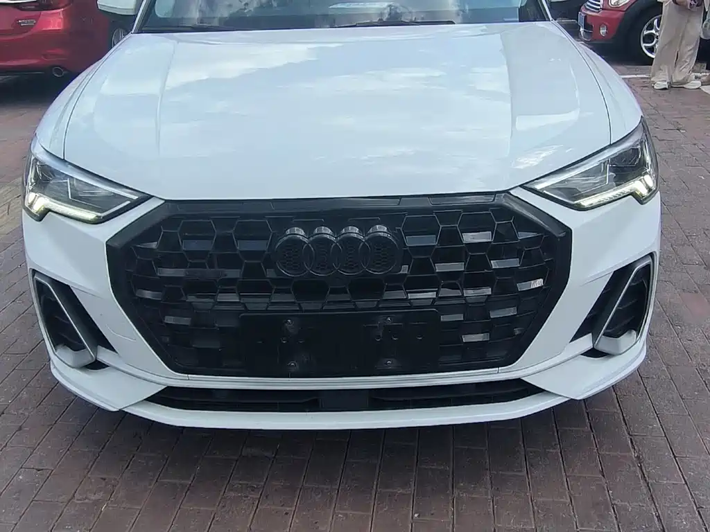 Audi Q3 2022