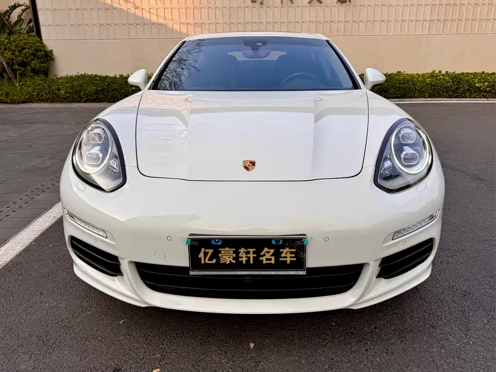 Porsche Panamera 2015 — фото 2
