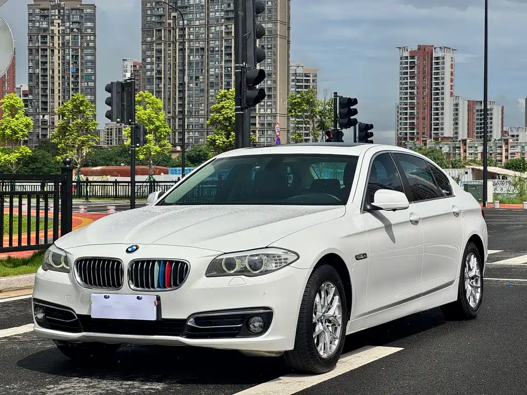 BMW 5 Series 2012