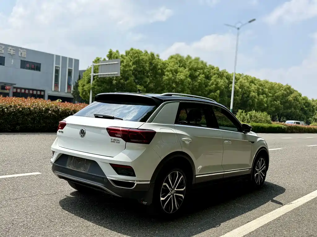 Volkswagen T-Roc 2019