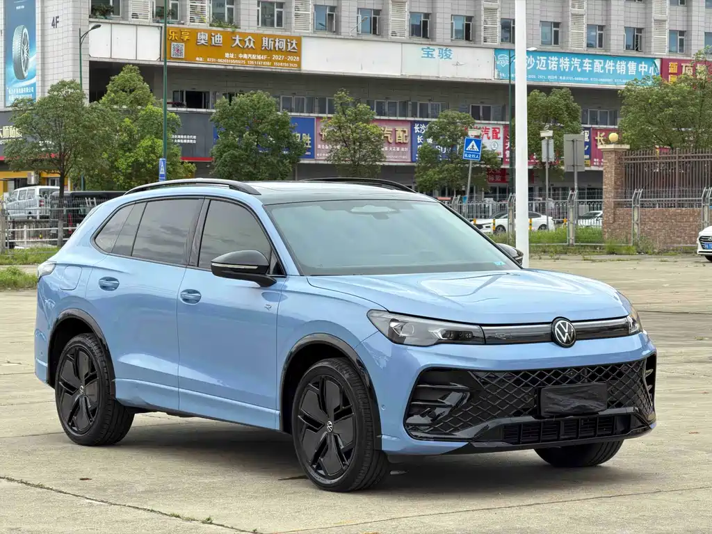 Volkswagen Tiguan L 2025
